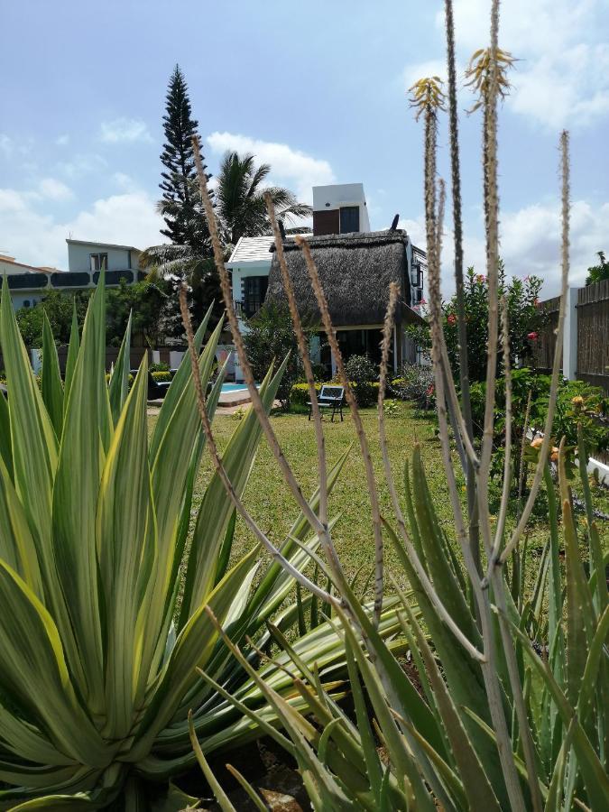 Villa Kayana Flic-en-Flacq Εξωτερικό φωτογραφία