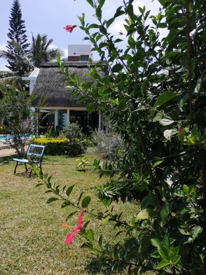 Villa Kayana Flic-en-Flacq Εξωτερικό φωτογραφία